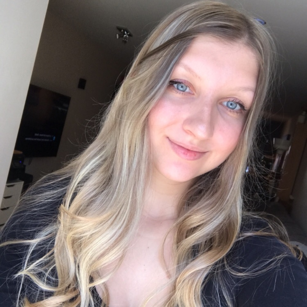 Meet your Posher, Stephanie